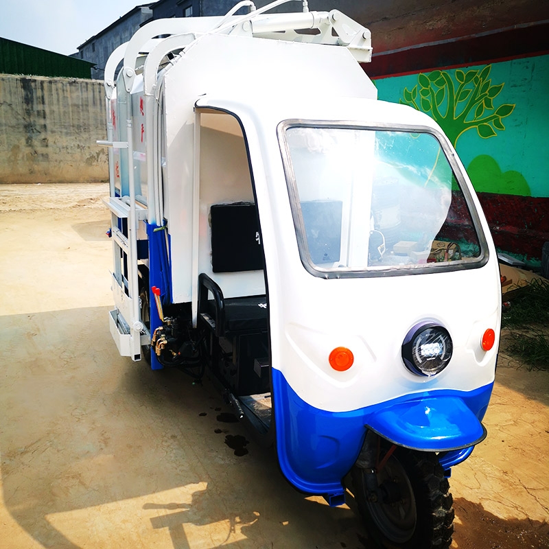 電動(dòng)掛桶垃圾車